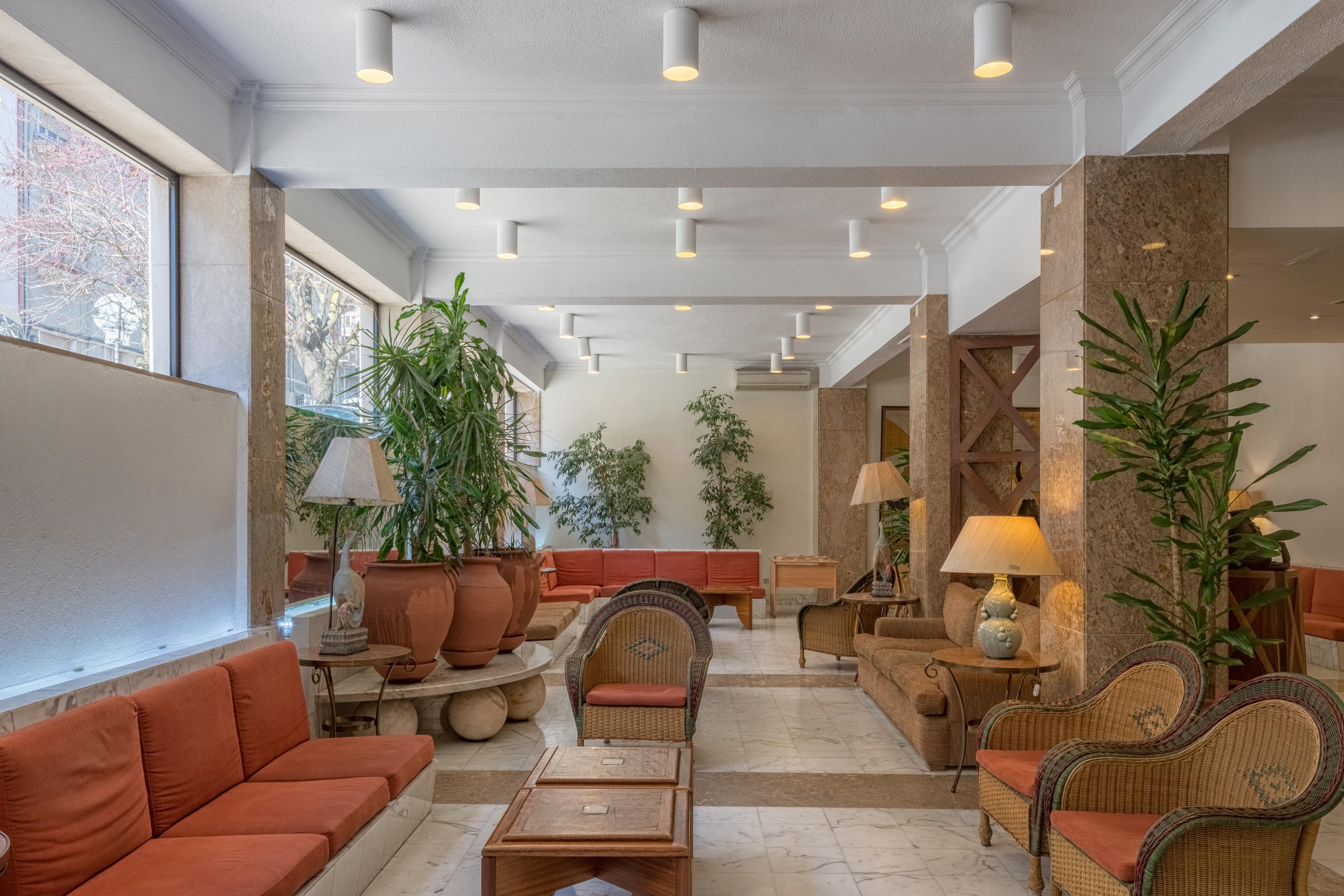 Holiday Inn Express & Suites Lisbon - Principe Real By Ihg Exteriör bild